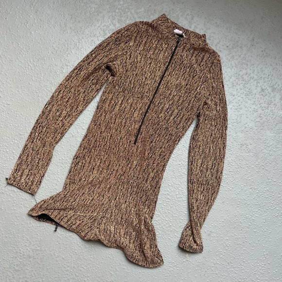 Codigo Gold Metallic Romper Long Sleeve Mock Neck Size Small - Picture 2 of 7